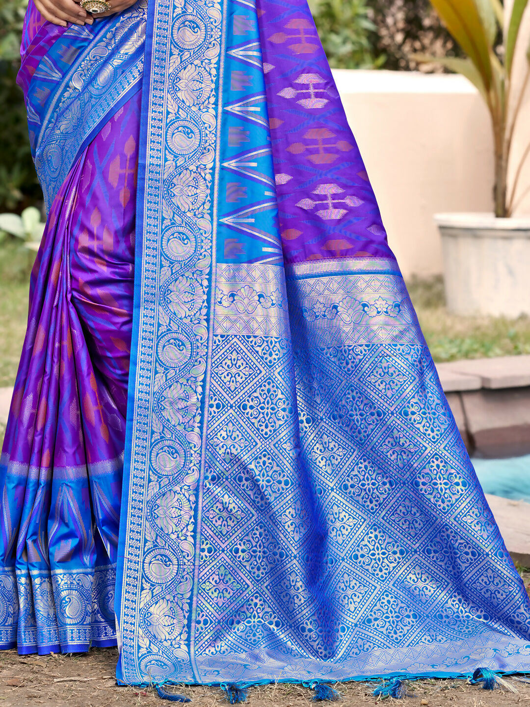 Purple Pochampally Silk Saree with Matching Blouse Piece