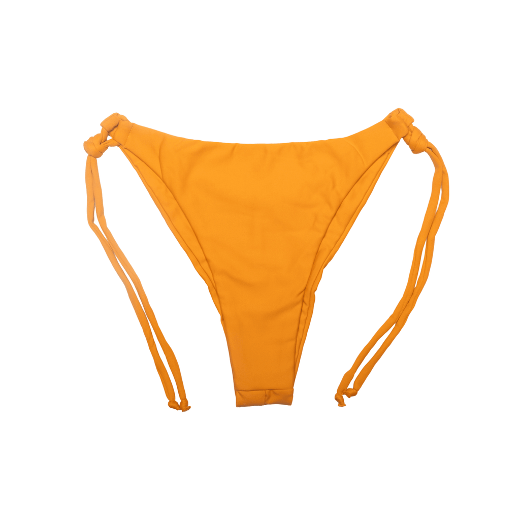 Zoya Clover Bottom cheeky string bikini in a versatile design