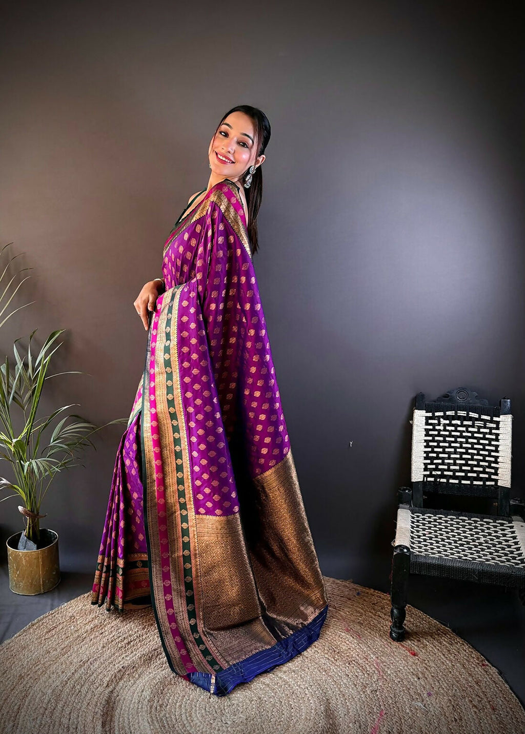 Green Banarasi Silk Saree with Butti Work and Unstitched Blouse
