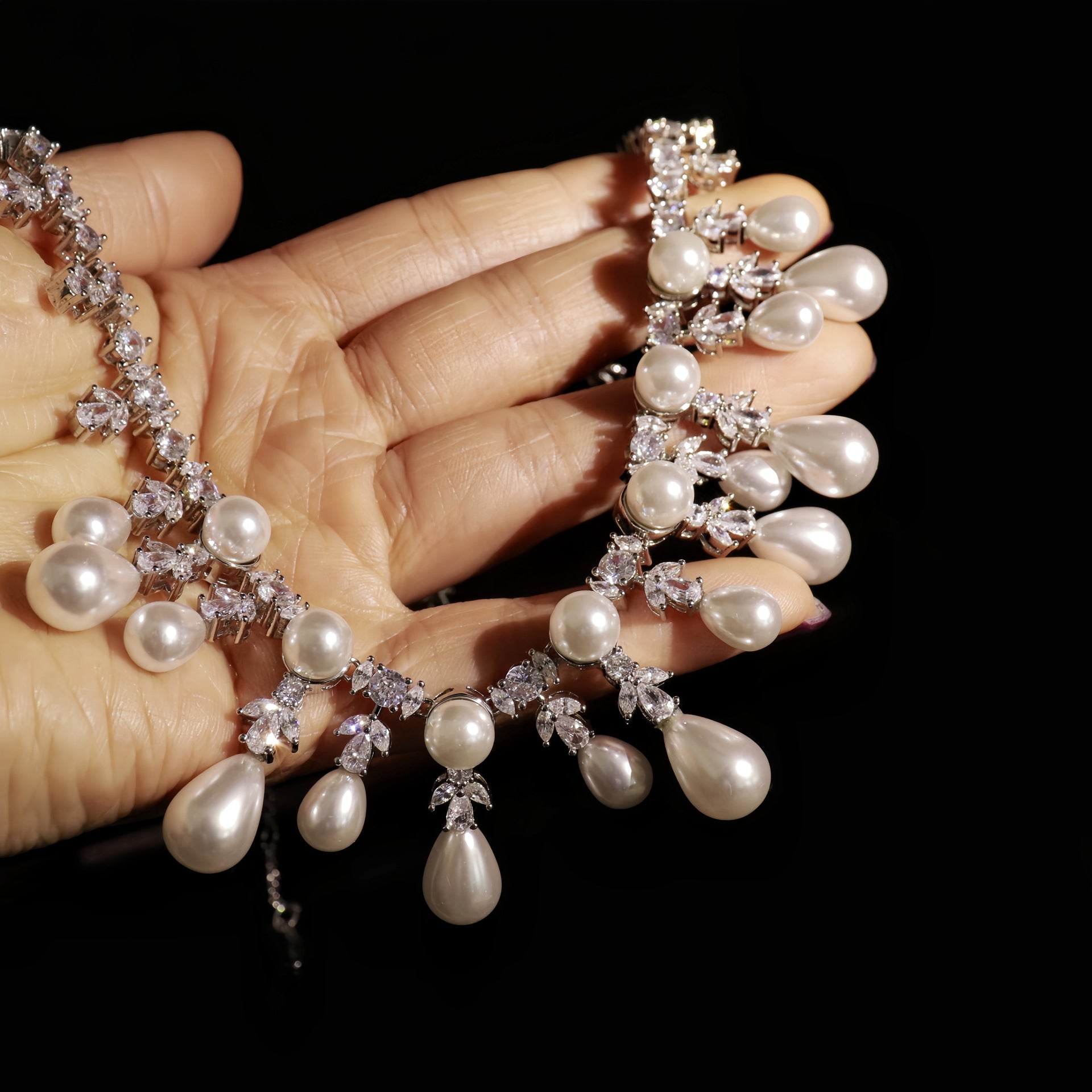 Chic Clavicle-Length Necklace And Gold-Plated Zircon Pearl Earrings Jewelry Set