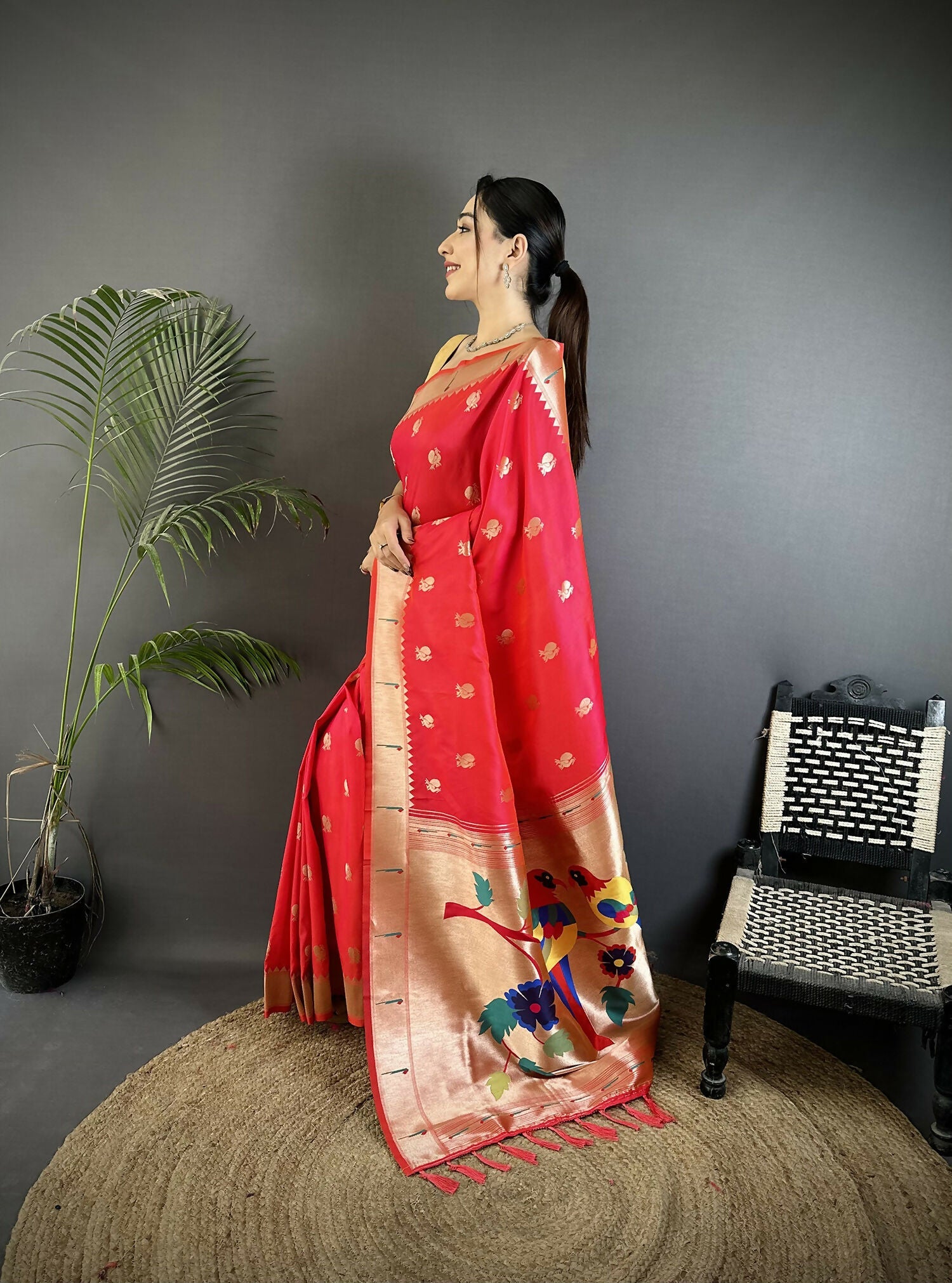 Pink Peacock and Floral Motif Soft Silk Kanchipuram Saree