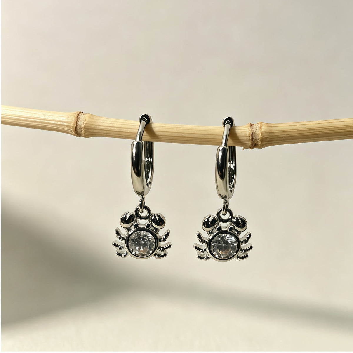Brass Plated Crab Shaped Dangle Stud Earrings, Ocean Style Rhinestone Inlaid Fashion Women Ear Jewelry For Daily Holiday Party Occasions