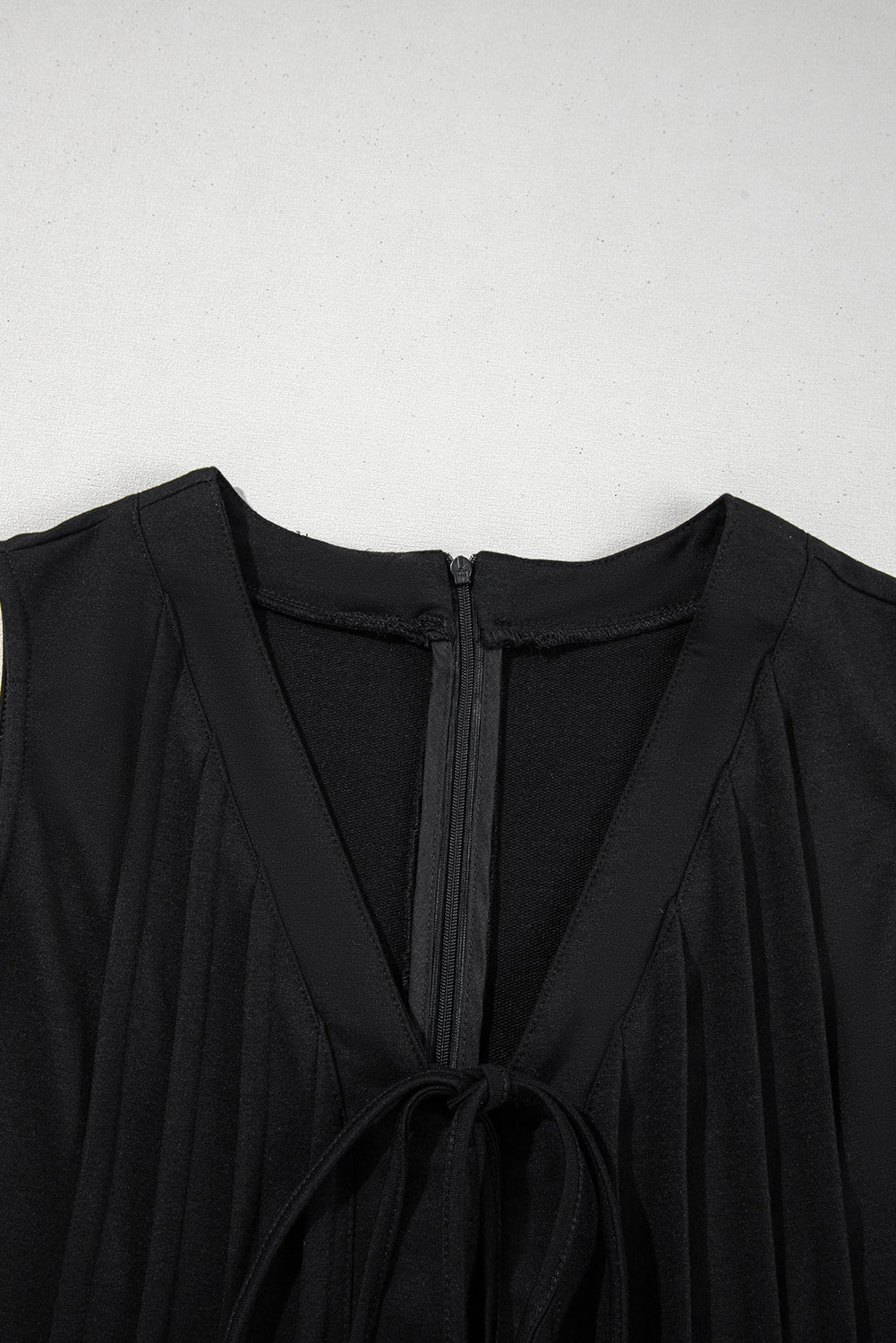 Tie V-Neck Pintuck Sleeveless Loose Romper