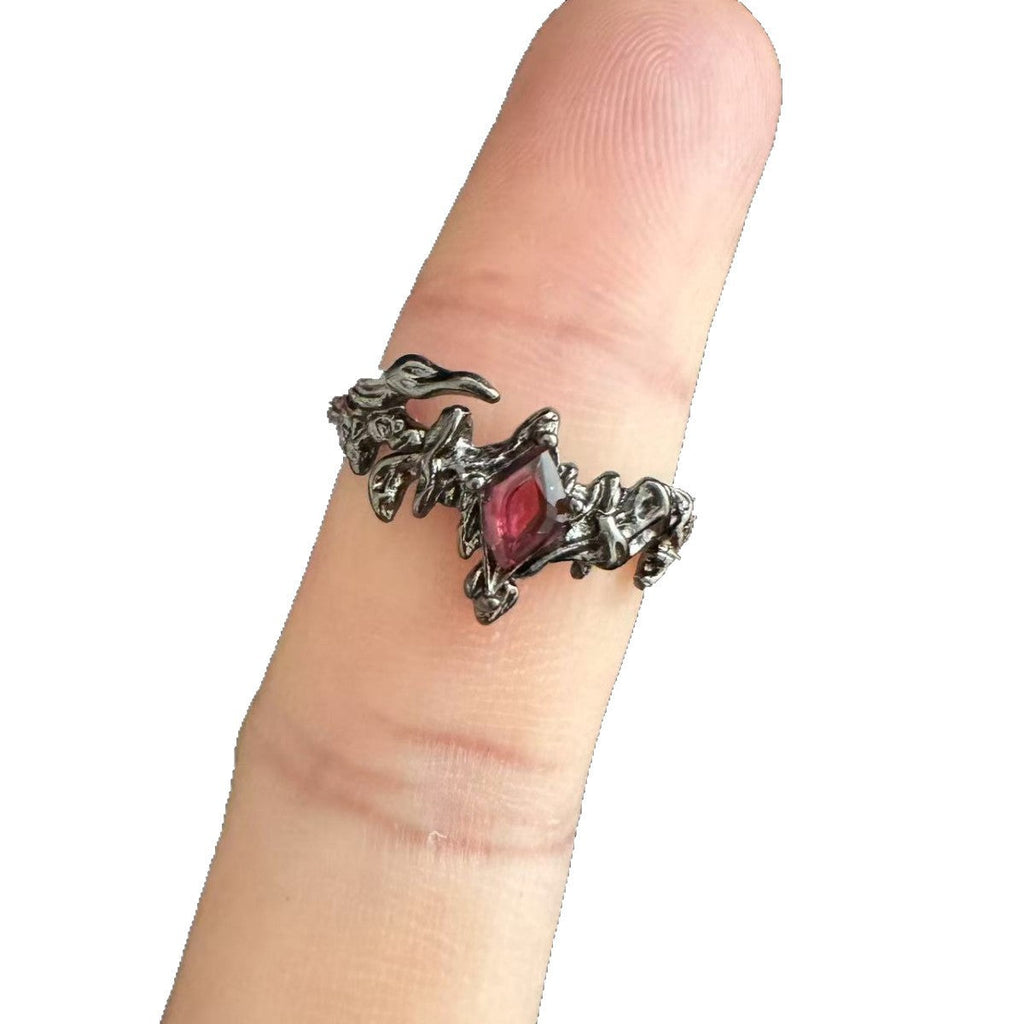 Red Diamond Dark-Style Dragon Claw Ring