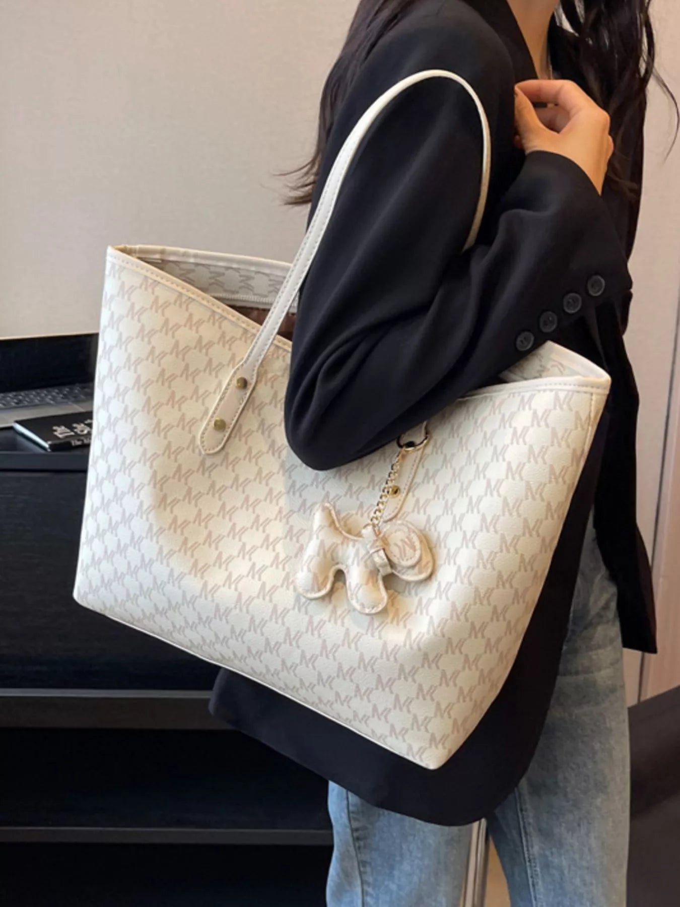 a420f58d-6b7b-4fd8-b1d8-24e8e06ee8ba-Max-Origin