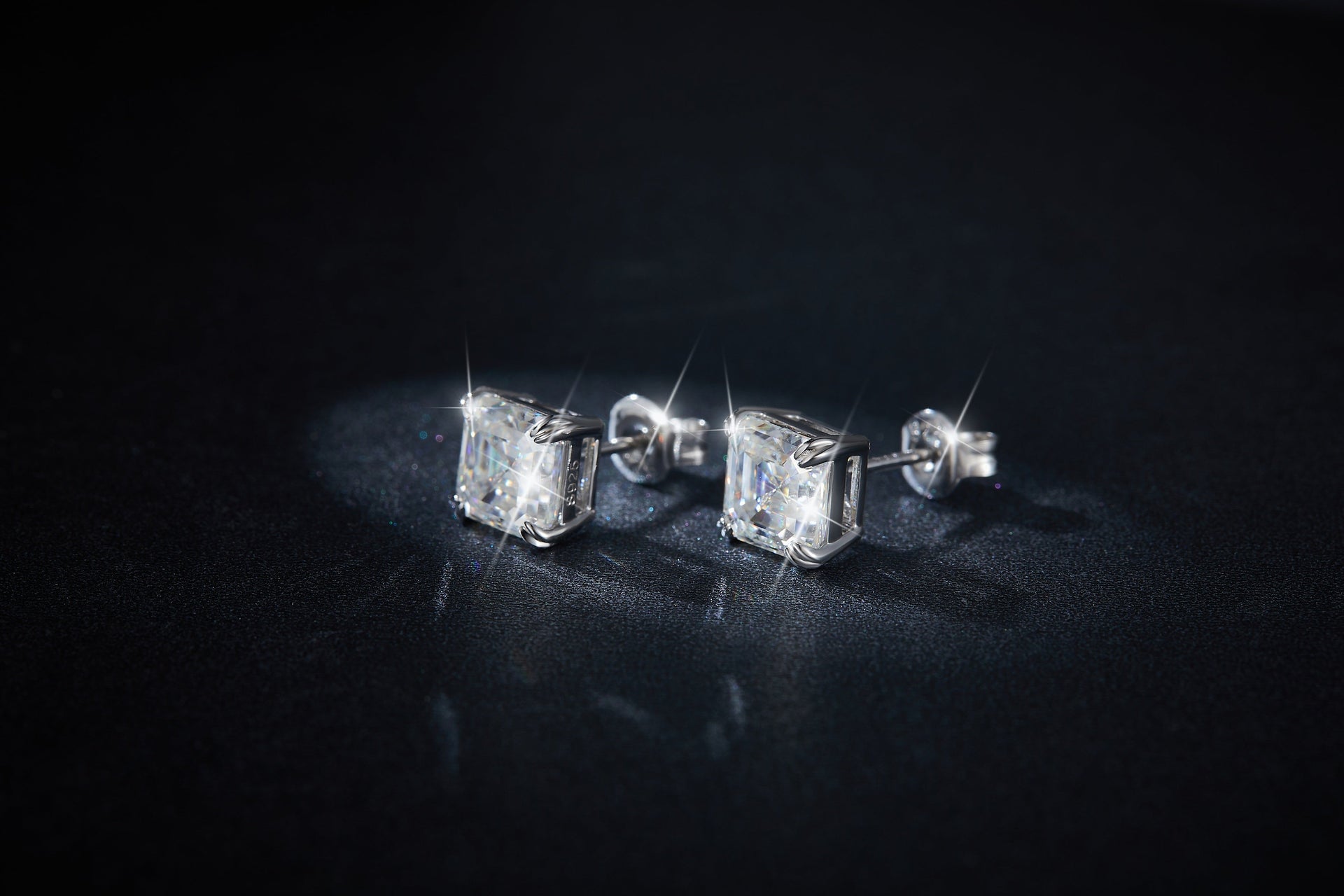 Emerald Cut Moissanite Stud Earrings 6x8mm S925 Silver Octagon