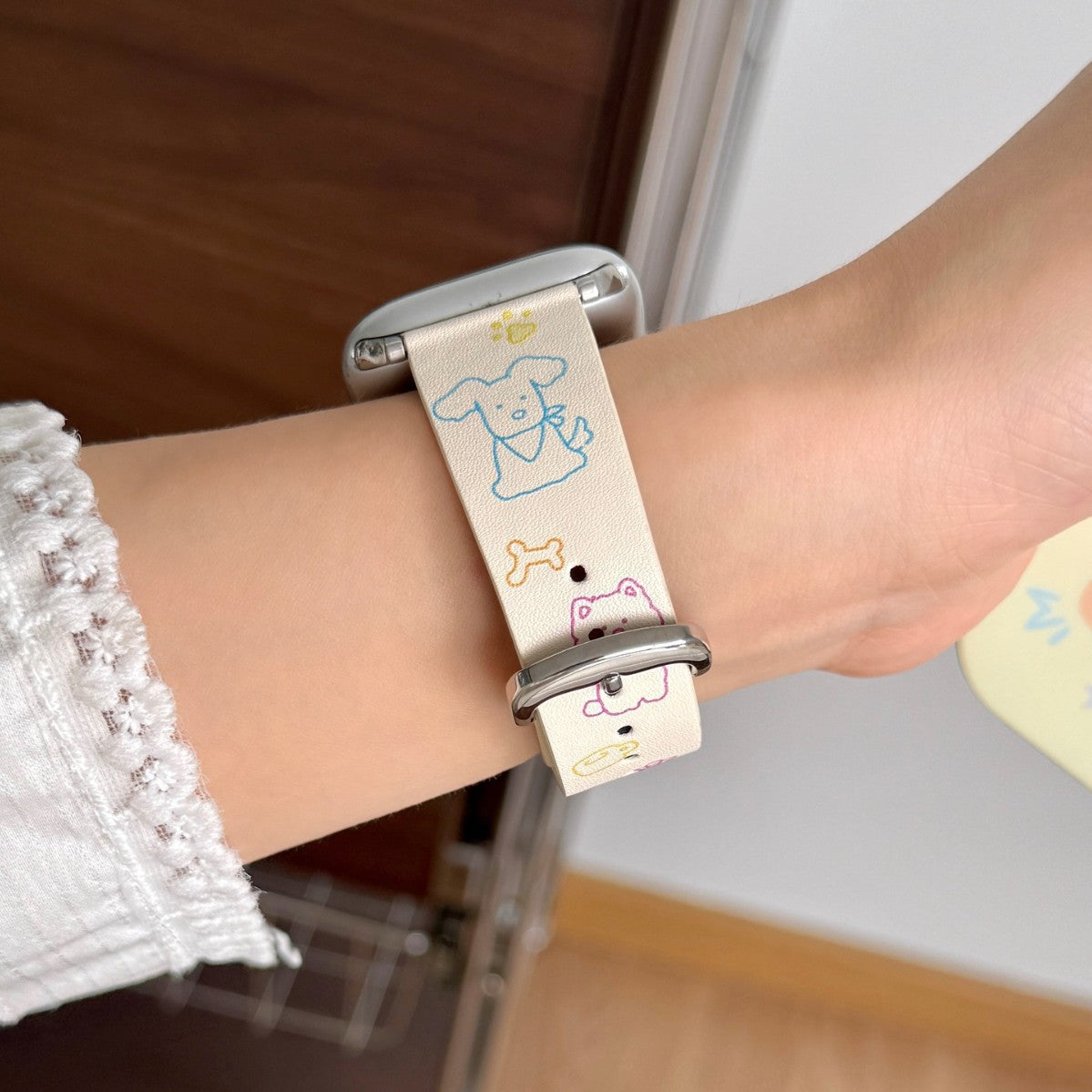 Fashionable And Cute Cartoon Apple Watch Band