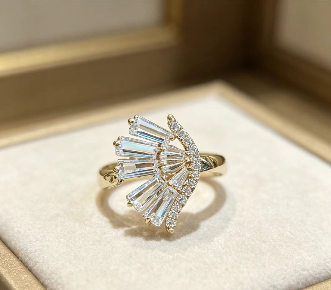 Personalized Rhombus Zircon Ring in Gold or Silver