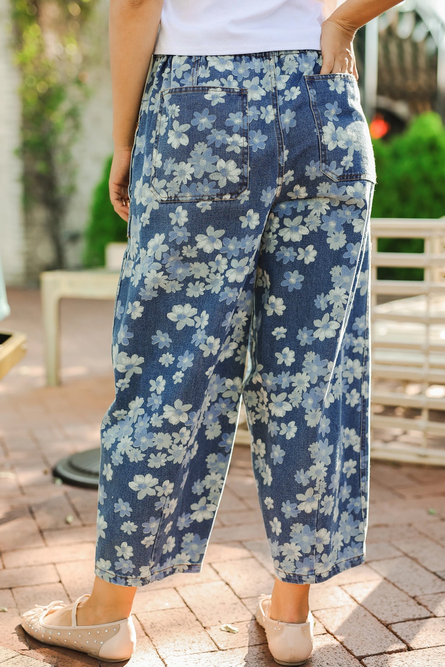 Sky Blue Dainty Floral Print Barrel Leg Drawstring Jeans