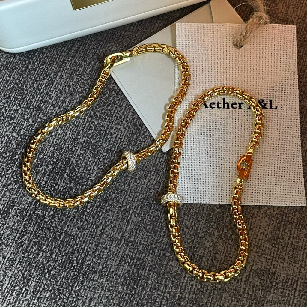 Fashionable And Personalized Grapevine Bracelet