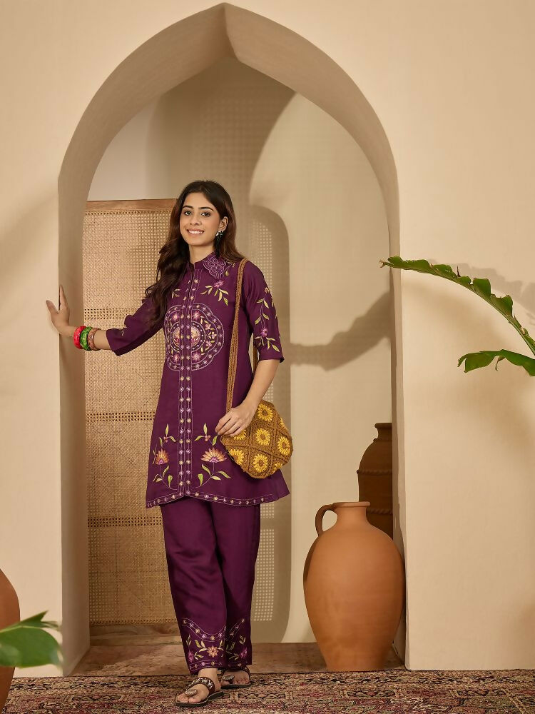Purple Roman Silk Embroidered Kurta Set with Shirt Collar