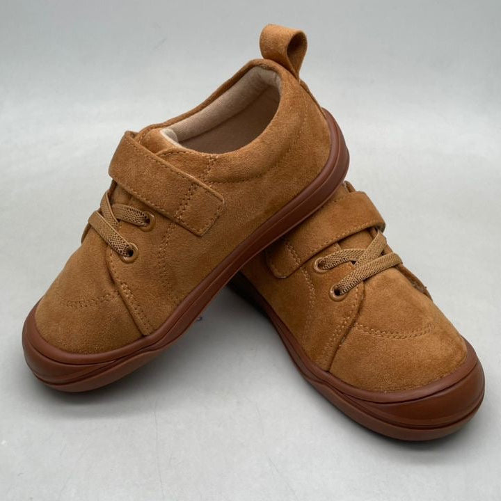 Pre-Order Sienna Barefoot-Style Kids Sneakers – Flexible Sole, Wide Toe Box, Velcro Closure