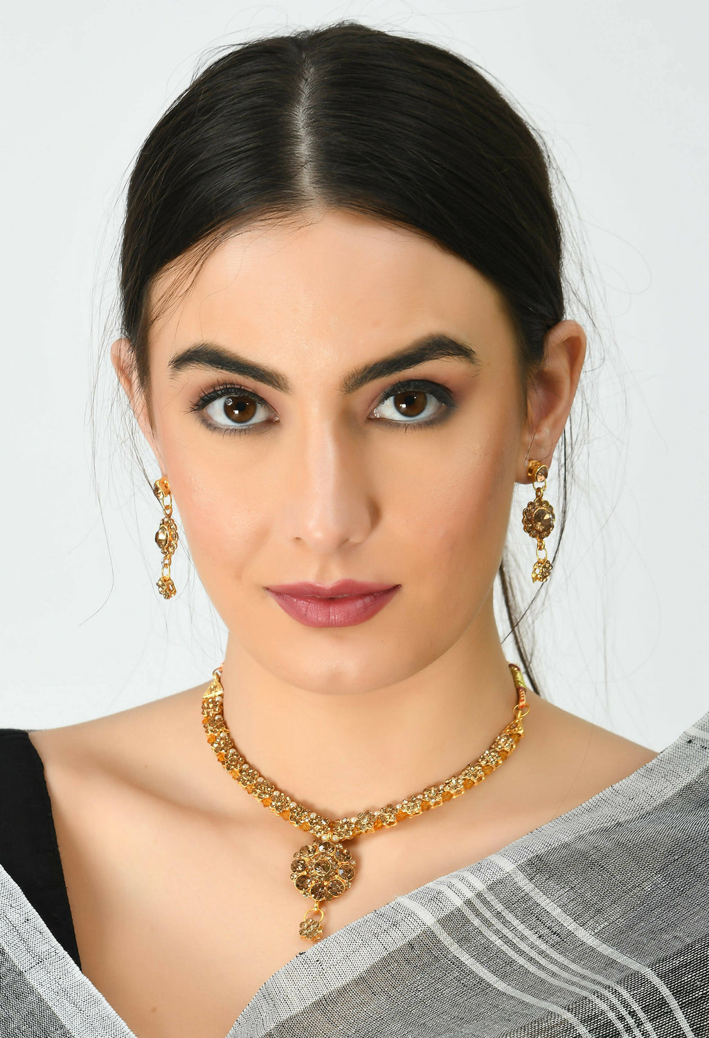 Golden Kamal Floral Stone Choker Necklace - Elegant Statement Jewelry