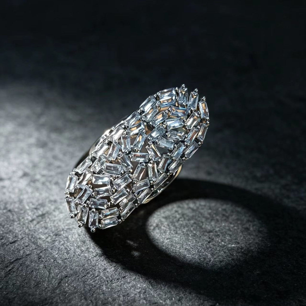 Full-Crystal Zircon Irregular Ring