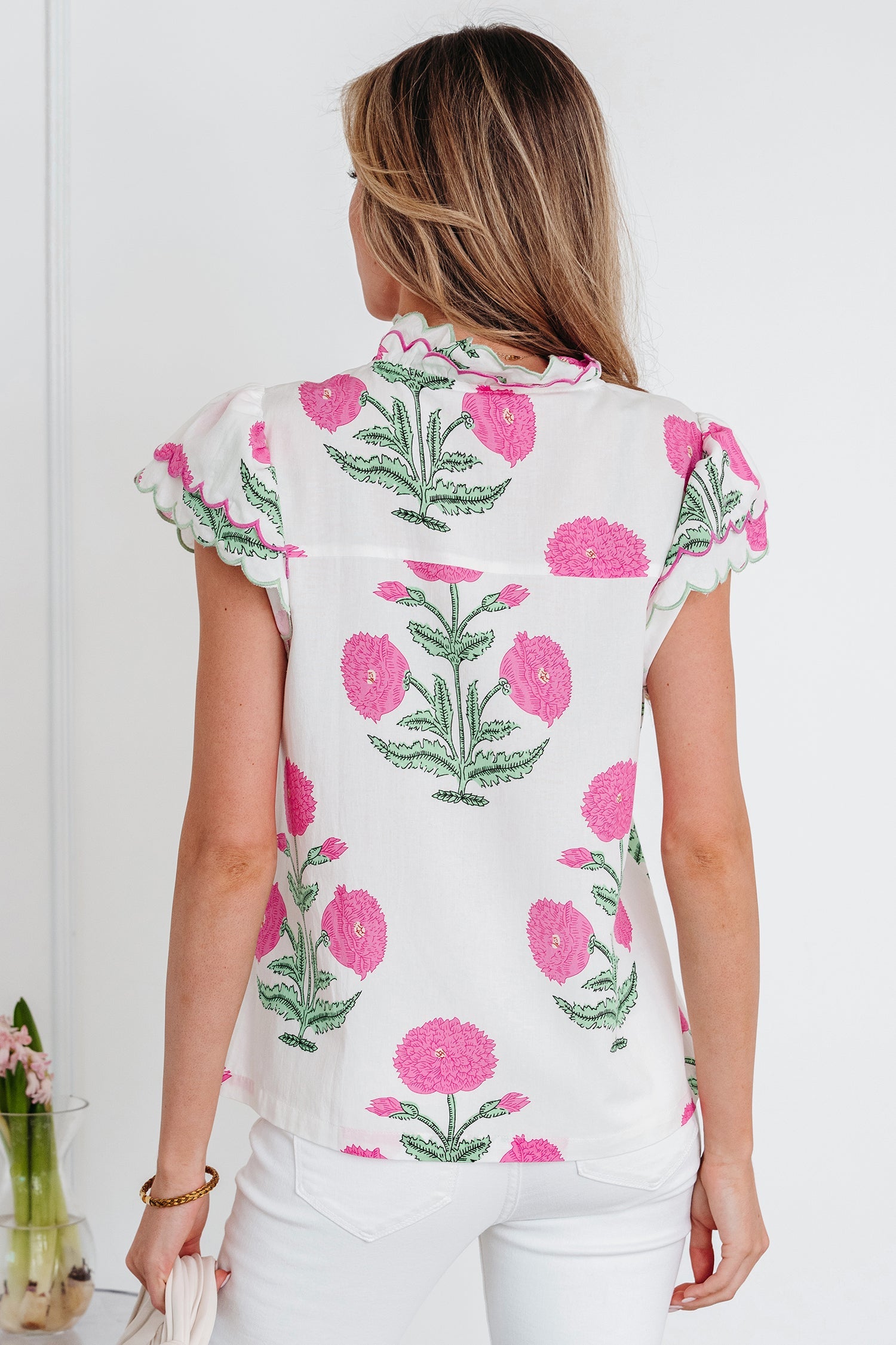Wild Flower Contrast Trim Scallop Short Sleeve Blouse