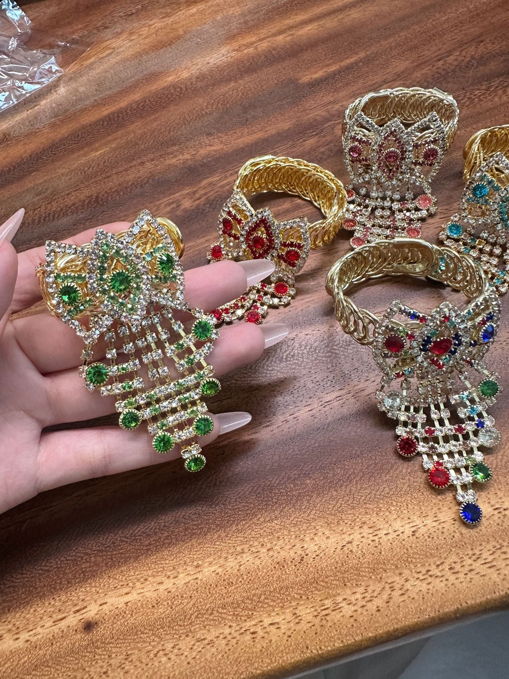 Xinjiang Tourist Souvenirs, Small Sheep Dolls, Accessories, Ethnic Style Alpaca Hand Necklaces, DIY Decorative Pendants
