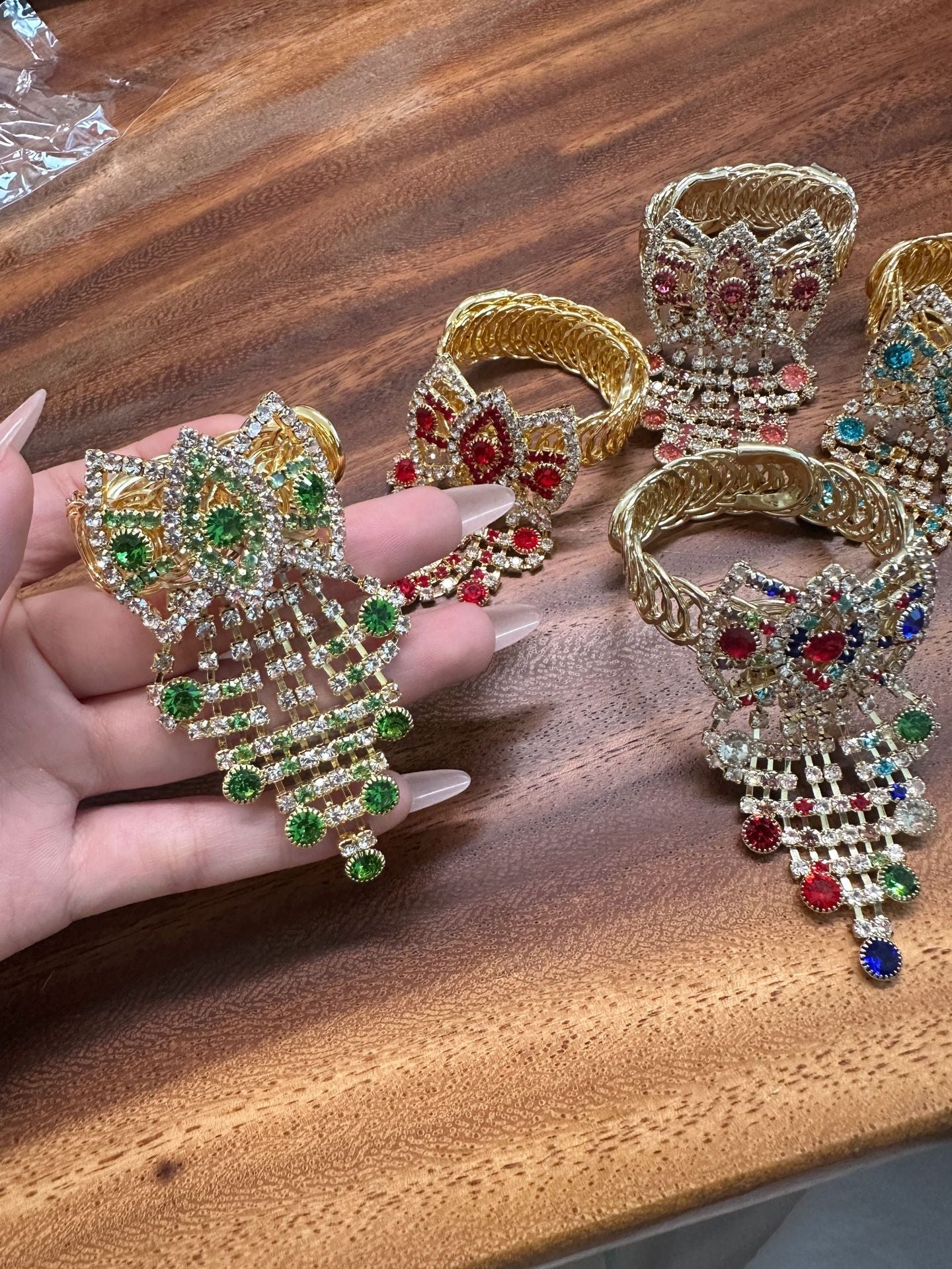 Xinjiang Tourist Souvenirs, Small Sheep Dolls, Accessories, Ethnic Style Alpaca Hand Necklaces, DIY Decorative Pendants