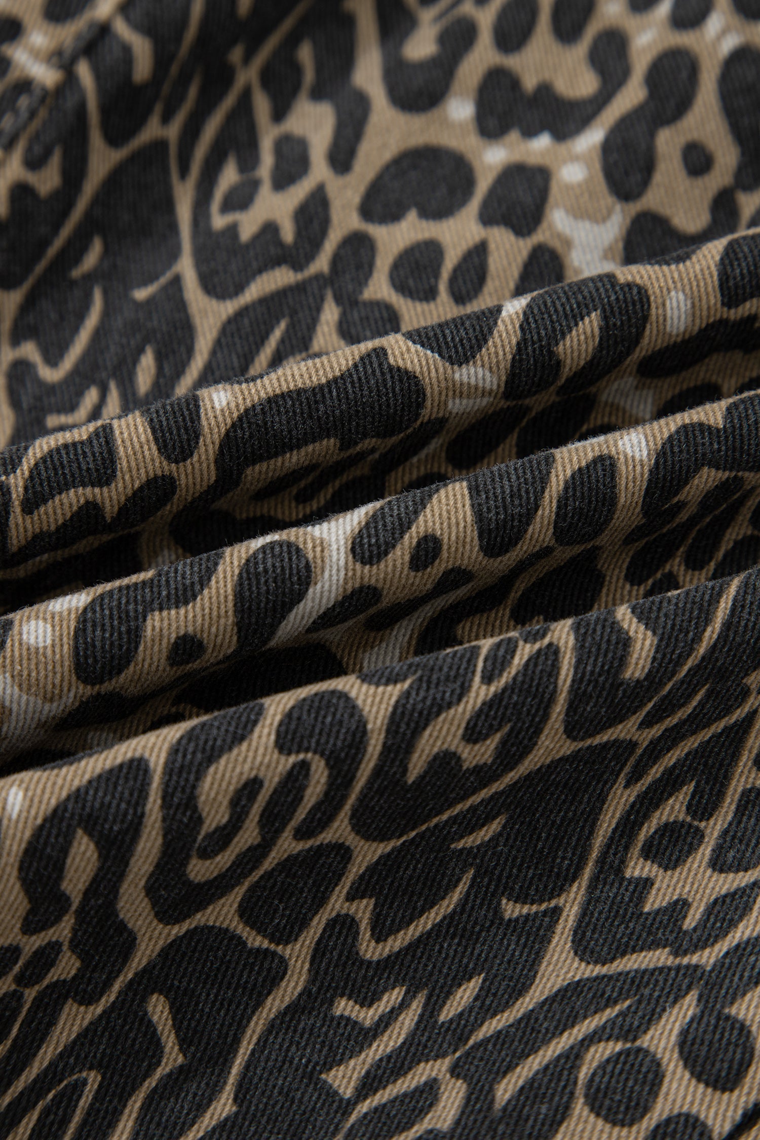 Women's Leopard Print Denim Shorts with Scalloped Lace Trim