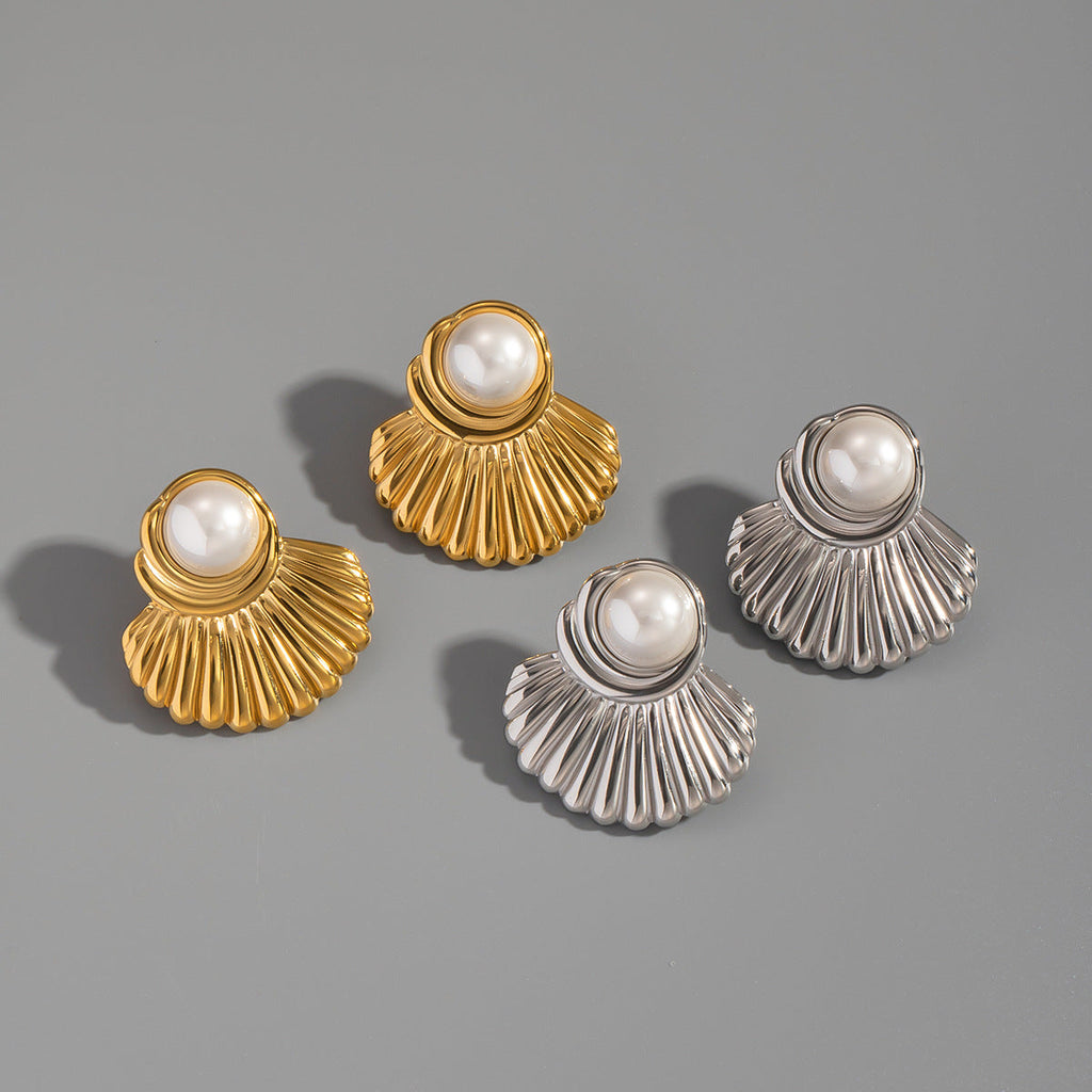Fan-shaped Striped Stud Earrings For Women With Faux Pearl Inlay And Made Of Stainless Steel