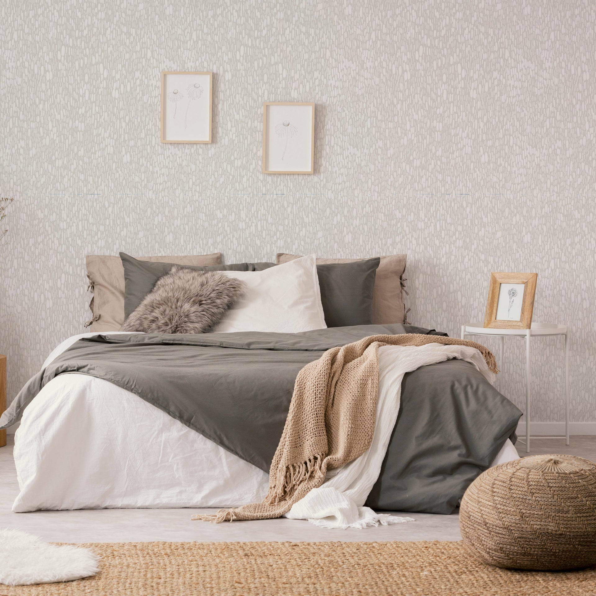 Steele abstract wallpaper in grey and white featuring a minimalist Scandinavian pattern.