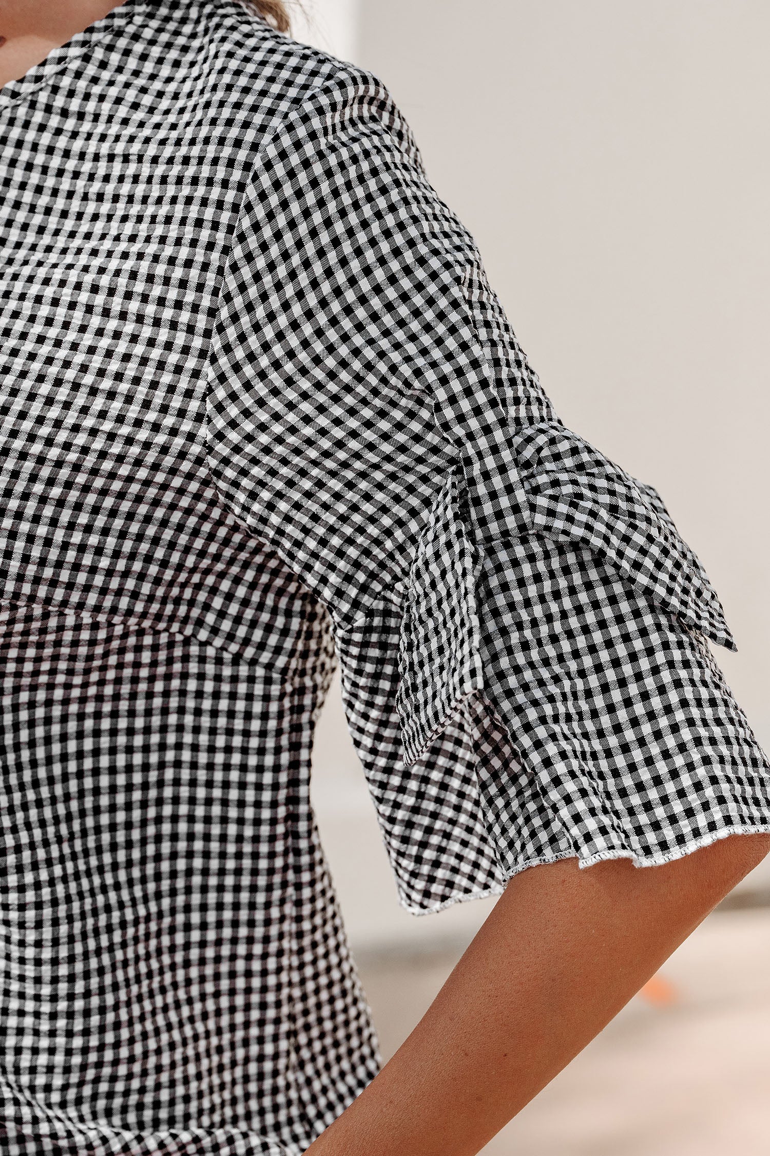 Black Plaid Bow Ruffled Half Sleeve Round Neck Blouse