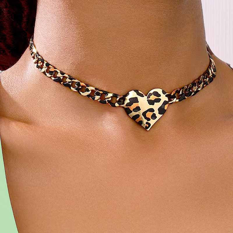 A Charming Ladies Chain Necklace Is Perfect For Bold Stylish Women
