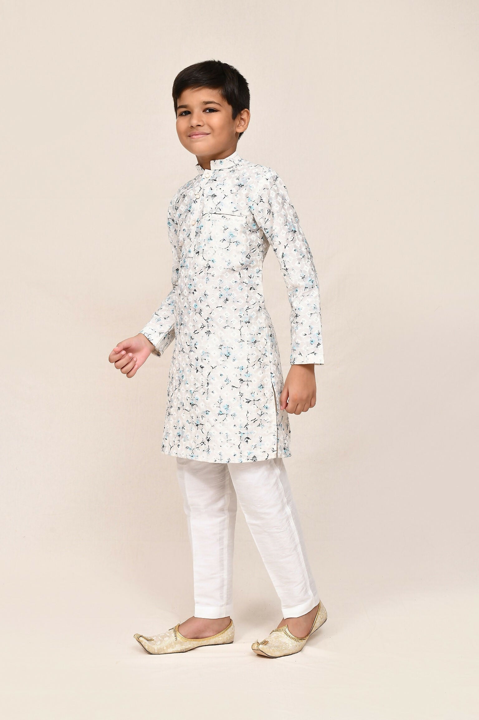 White Cotton Full Thread Work Kurta with Straight Fit Pants
