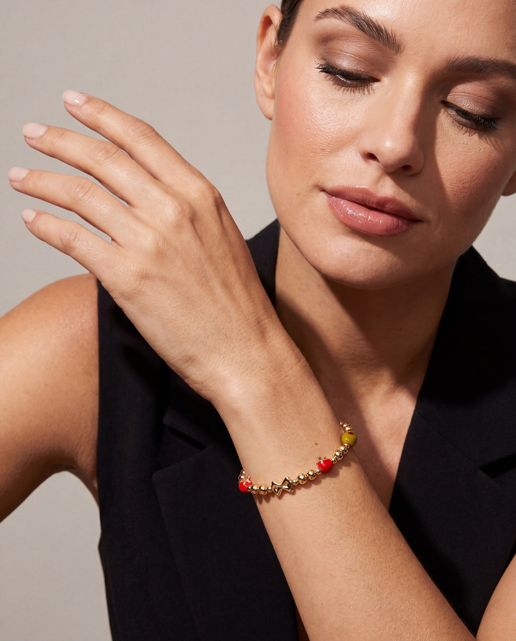 Pasta Girl Beaded Bangle with Italian Cuisine Charms