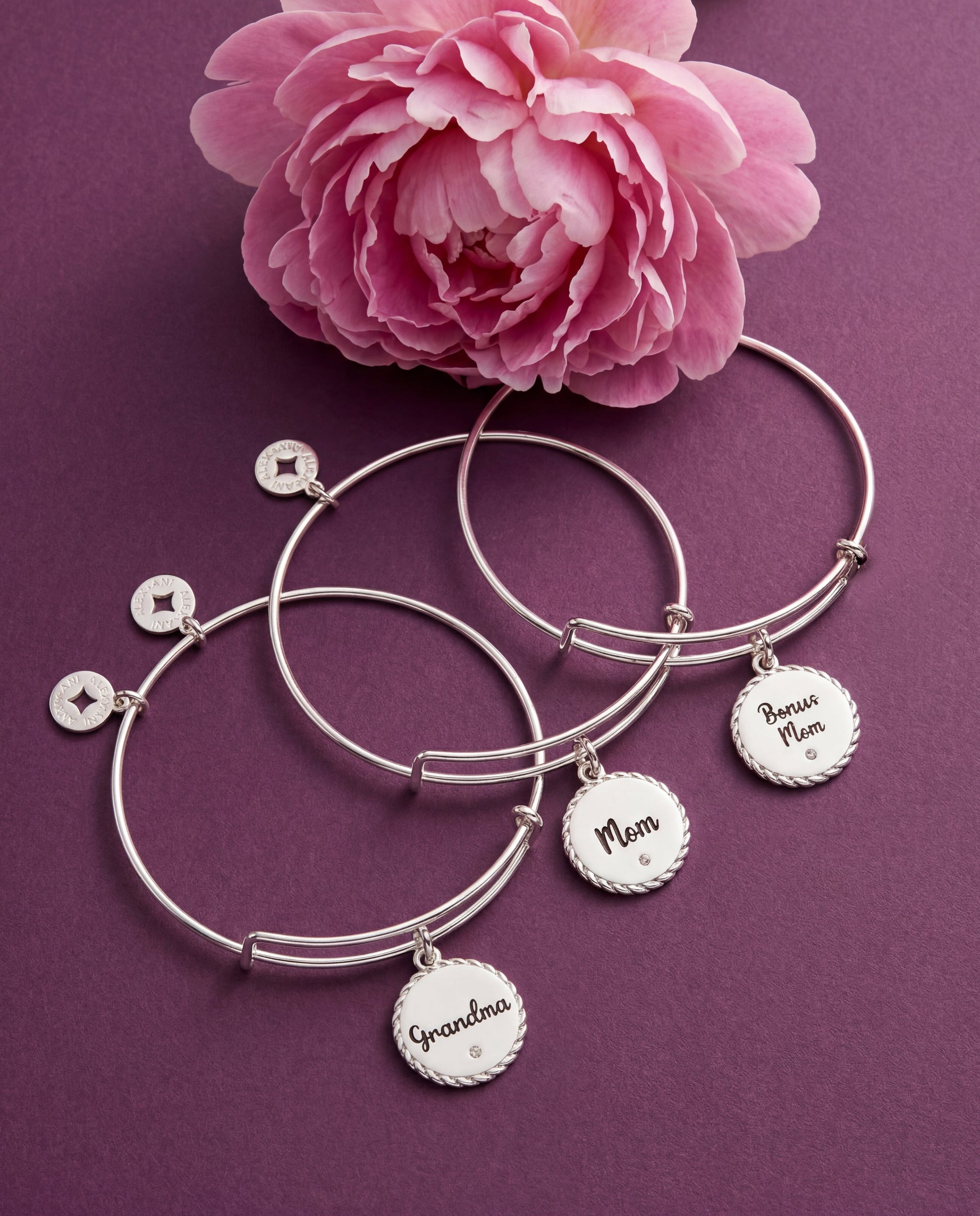 Bonus Mom Family Isn't Only Blessed By Name Gold Charm Bangle