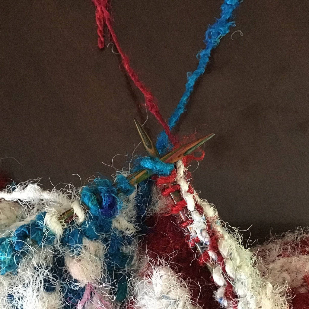 American Flag Knitting Pattern - Patriotic DIY Wall Art Decor