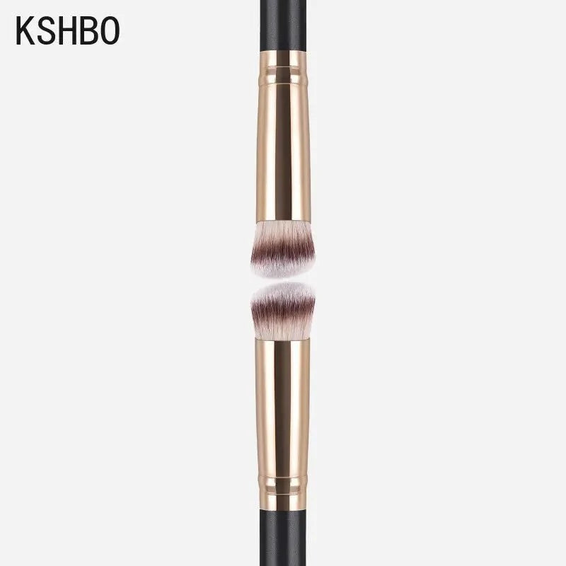 Angled Seamless Makeup Brushes