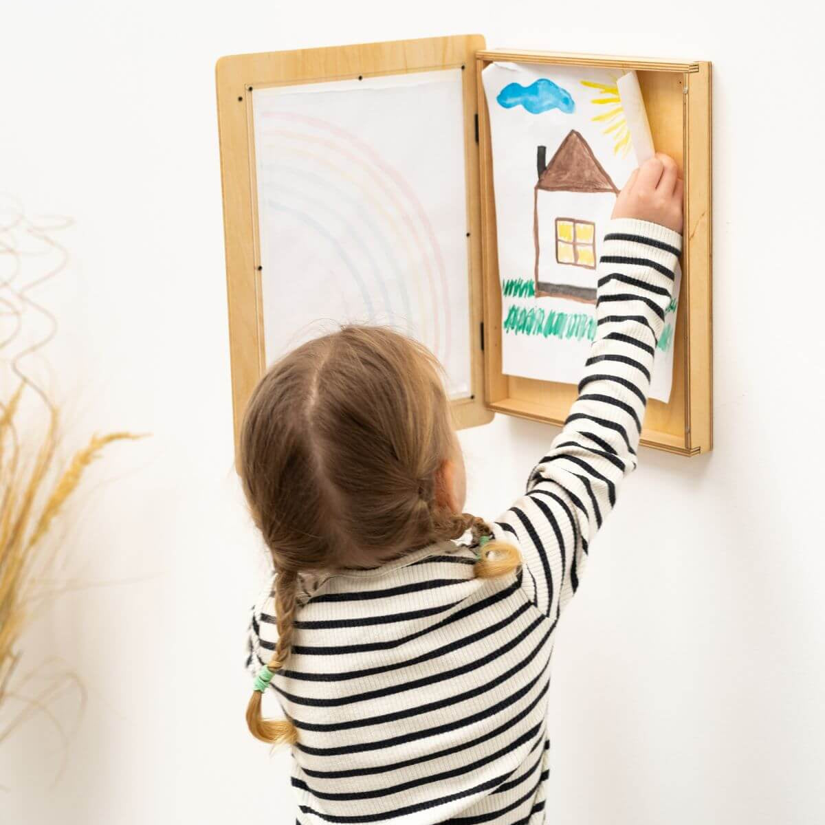 Minimalist Kids Art Storage Frame – Display & Organize Artwork