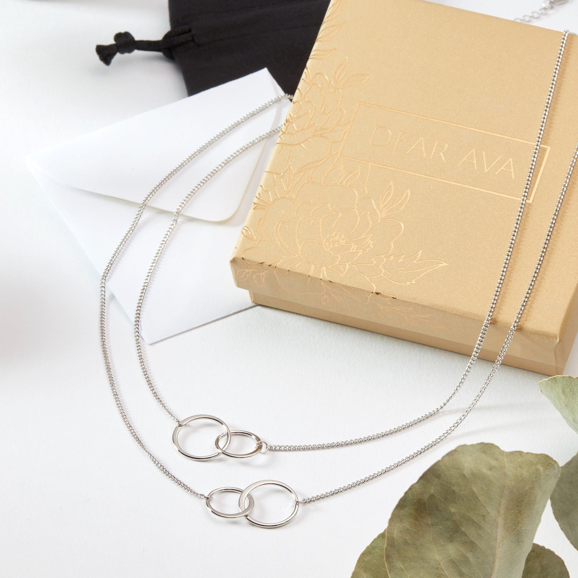 Aunt-Niece Double Circles Necklace Set