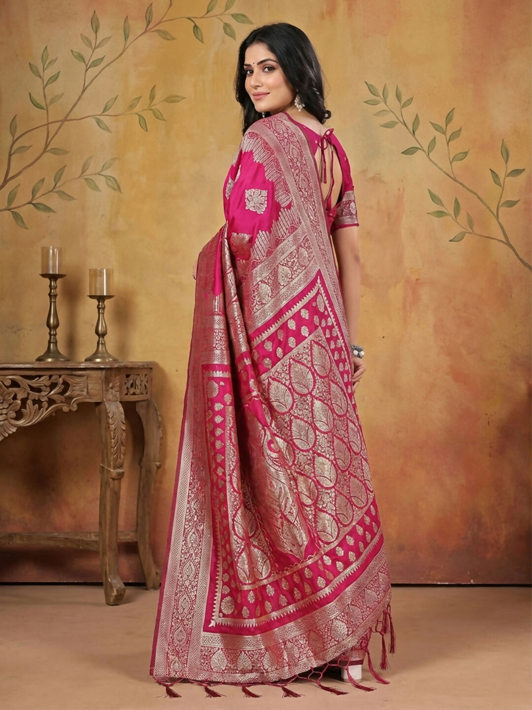 Magenta Silk Blend Saree with Matching Blouse Piece
