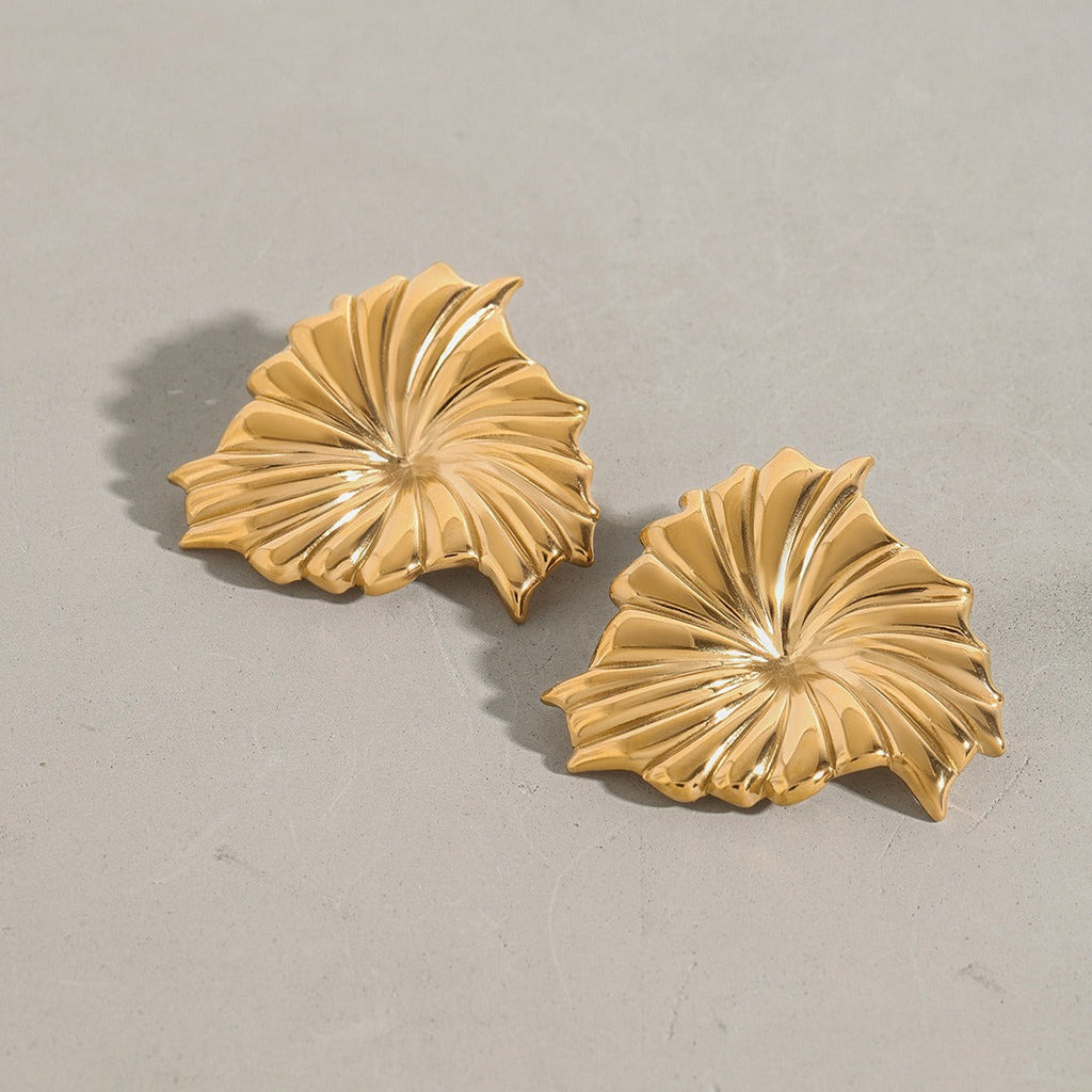 18K gold geometric shape with texture design high-end earrings