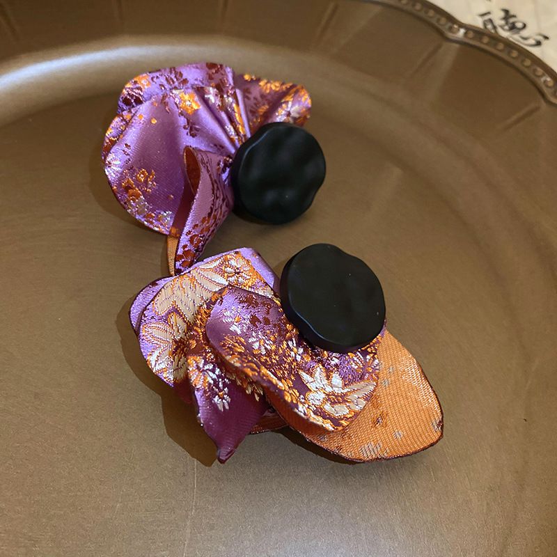 Pleated Petal Dangle Earrings Silver Post Retro Floral Jewelry