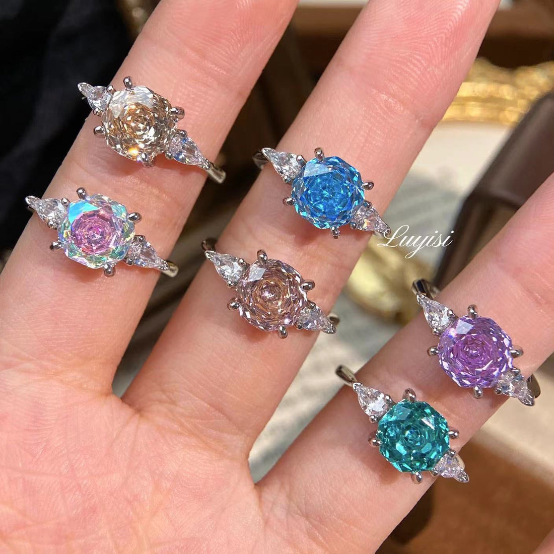 Vintage Dopamine Ring, Trendy Light Luxury Colorful Moissanite Band Ring