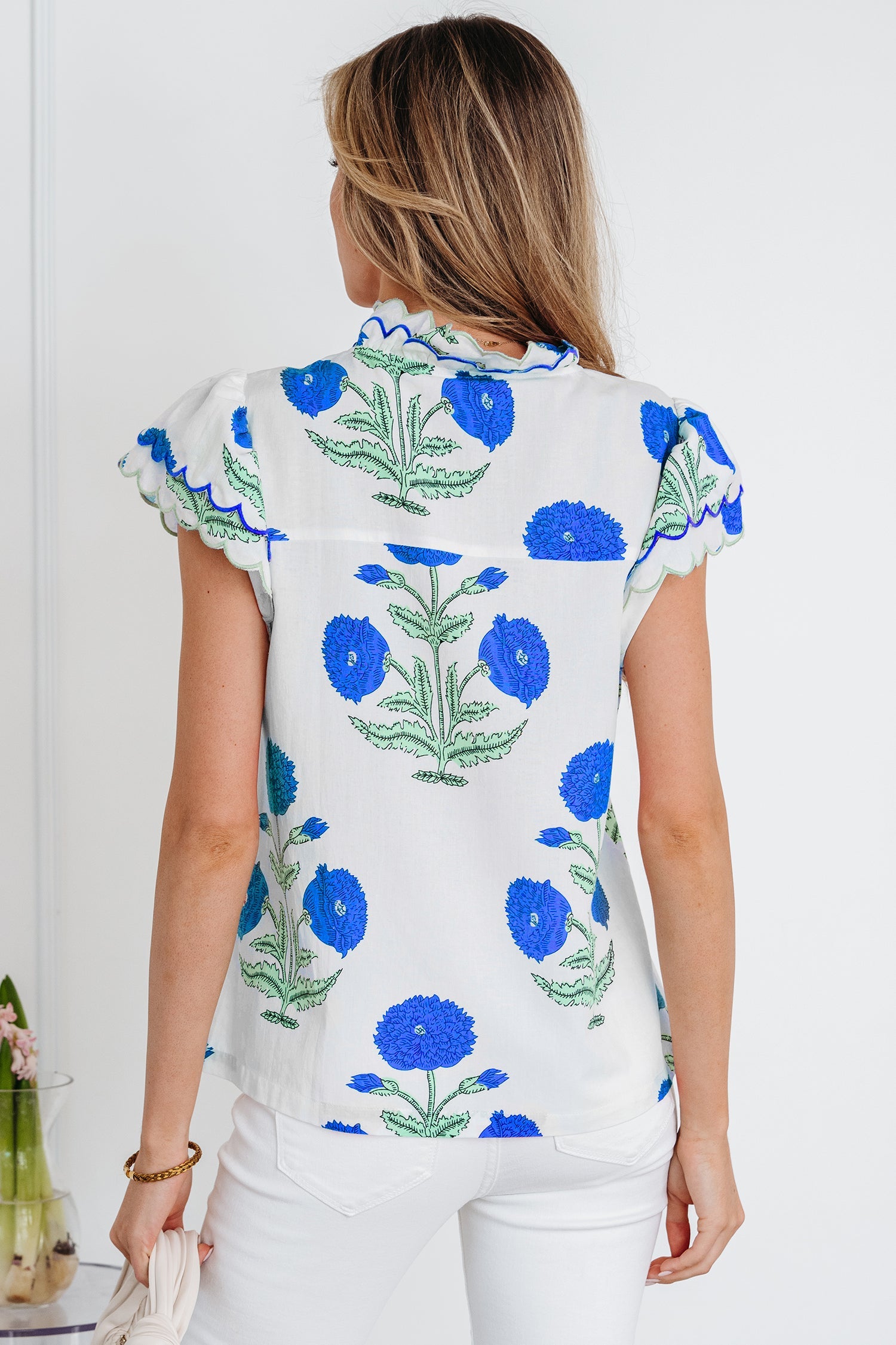 Wild Flower Contrast Trim Scallop Short Sleeve Blouse