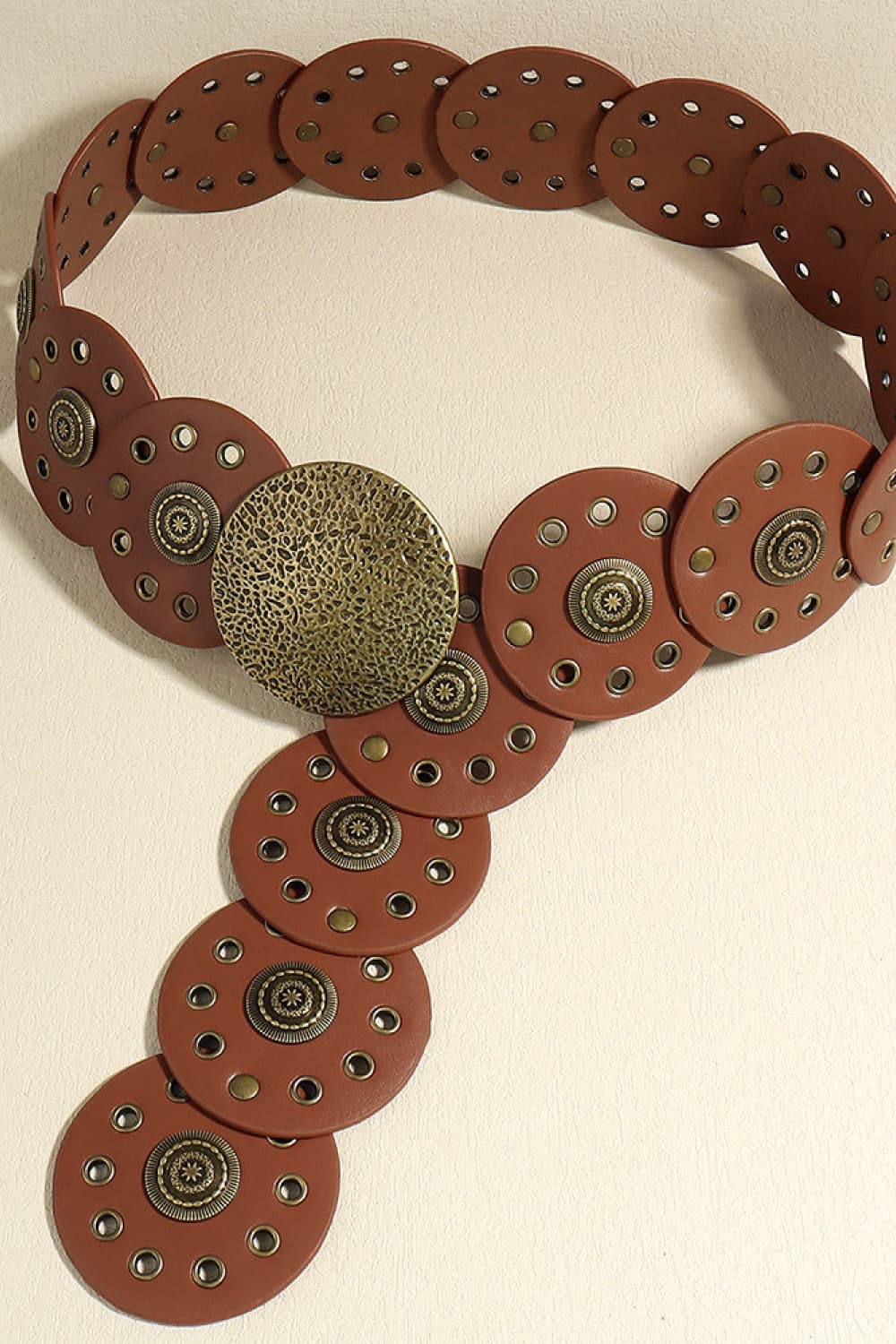 Round Shape PU Leather Belt with Modern Buckle