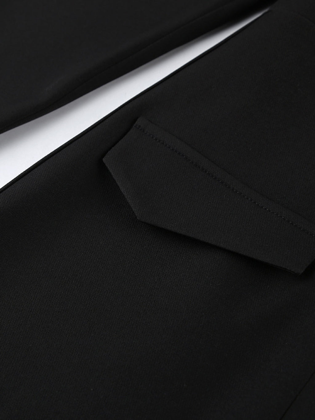 b5e787d9c03442d5a00569db3da185b9-Max