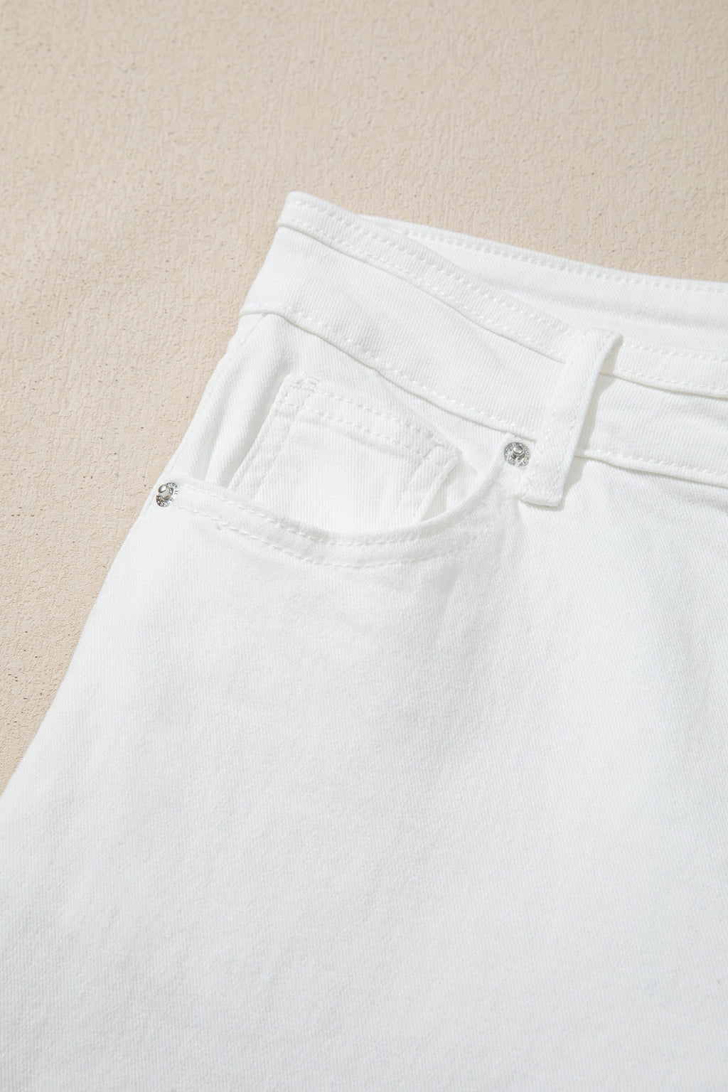 Zariyah Wide Leg Loose Casual Jeans in White Bone Wash