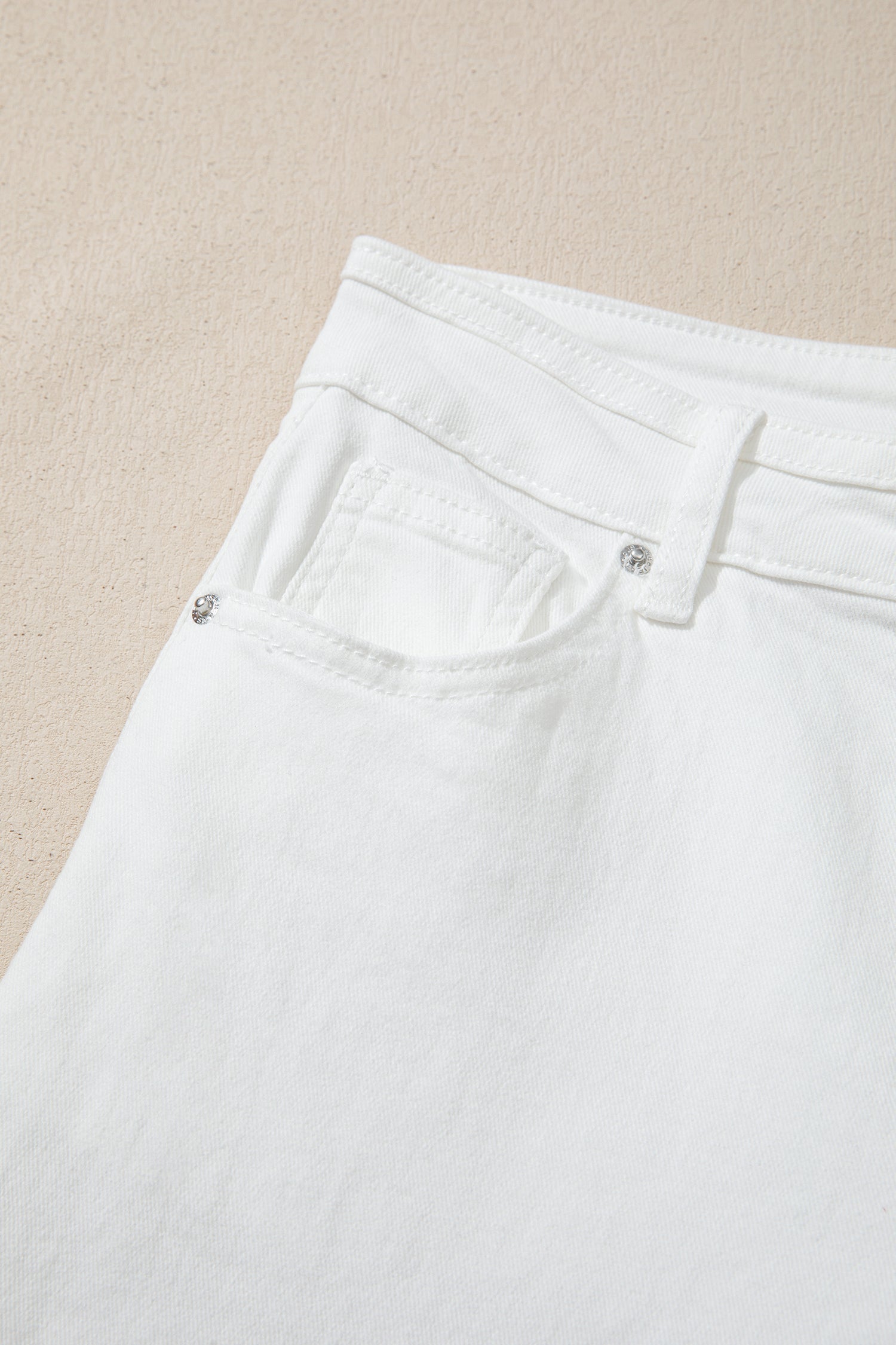 Zariyah Wide Leg Loose Casual Jeans in White Bone Wash