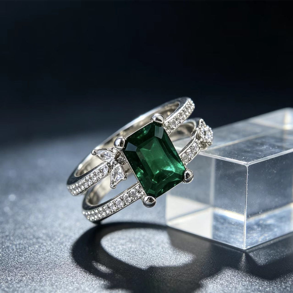 Square-cut Princess Four-prong Womens Simple And Stylish Diamond Ring