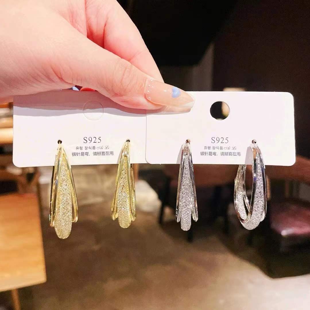 New Niche-design Light-luxury Earrings
