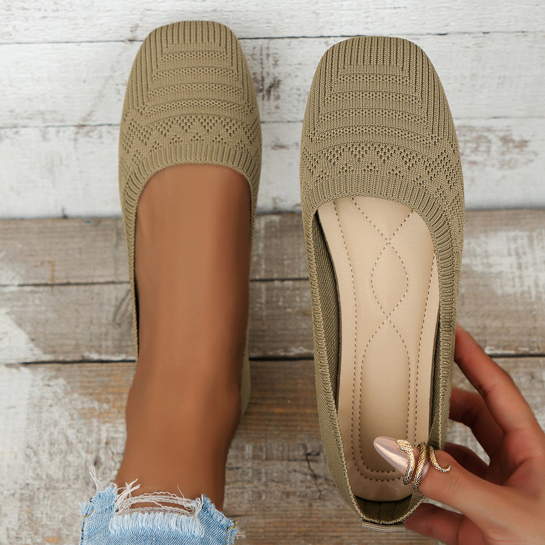 Women’s Knitted Slip-On Flats Breathable Casual Walking Shoes