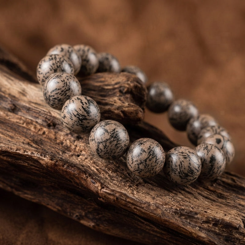Versatile And Minimalist Chinese Herbal Bracelet