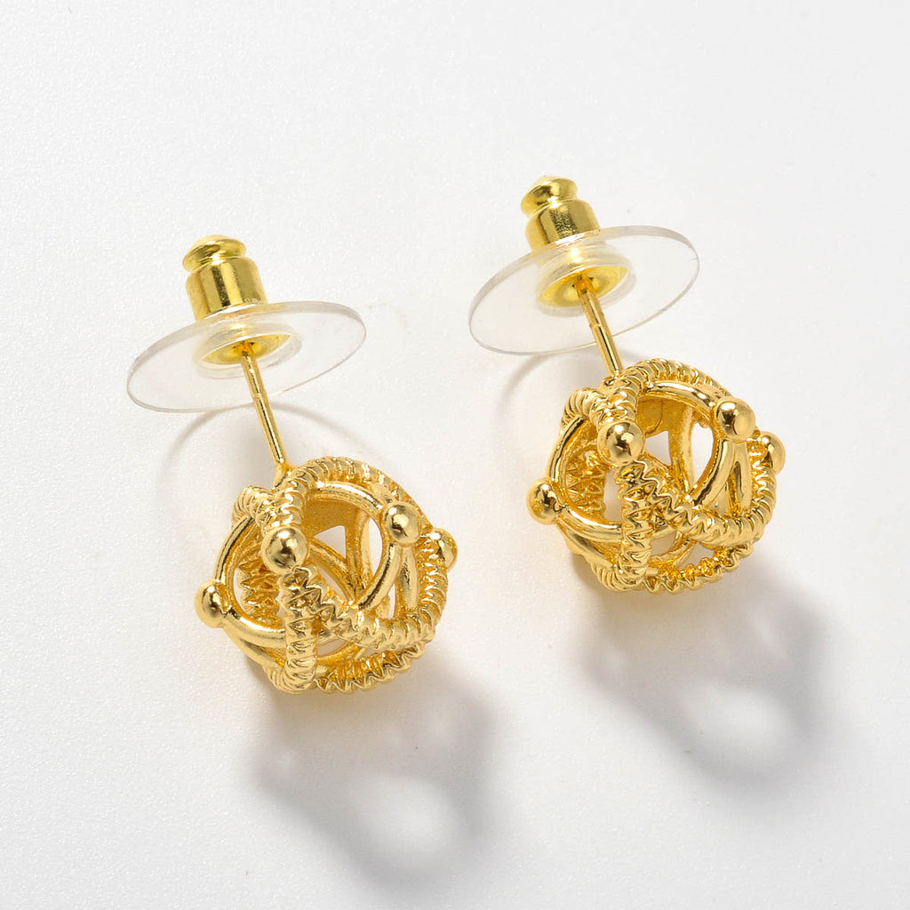 Minimalist Hollow Star Stud Earrings in Polished Gold-Plated Finish