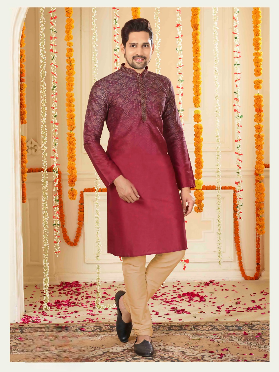 Maroon kurta with digital print pattern and off-white pyjamas