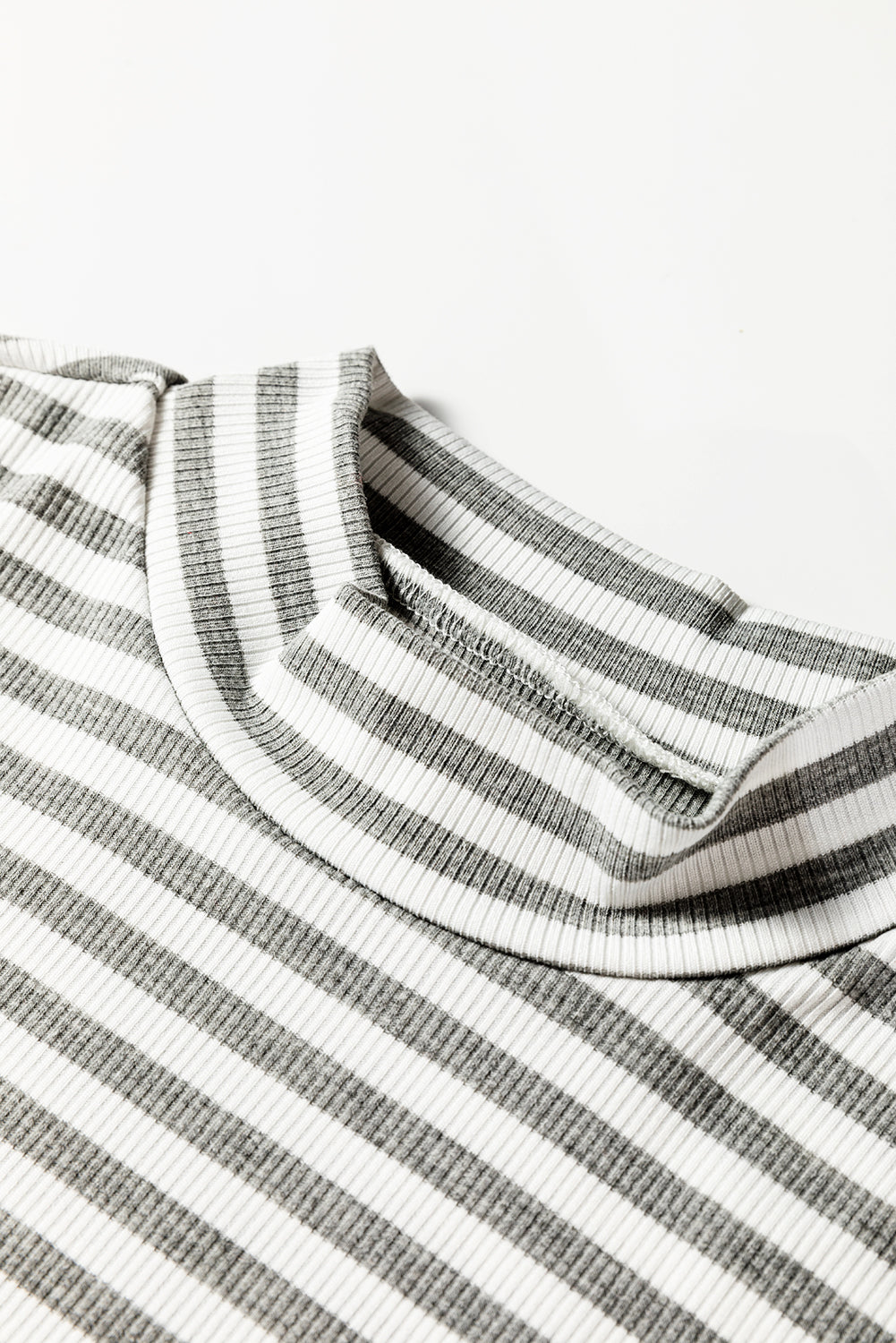 Women Striped Ribbed Mock Neck Long Sleeve Top Grey White - Image 3