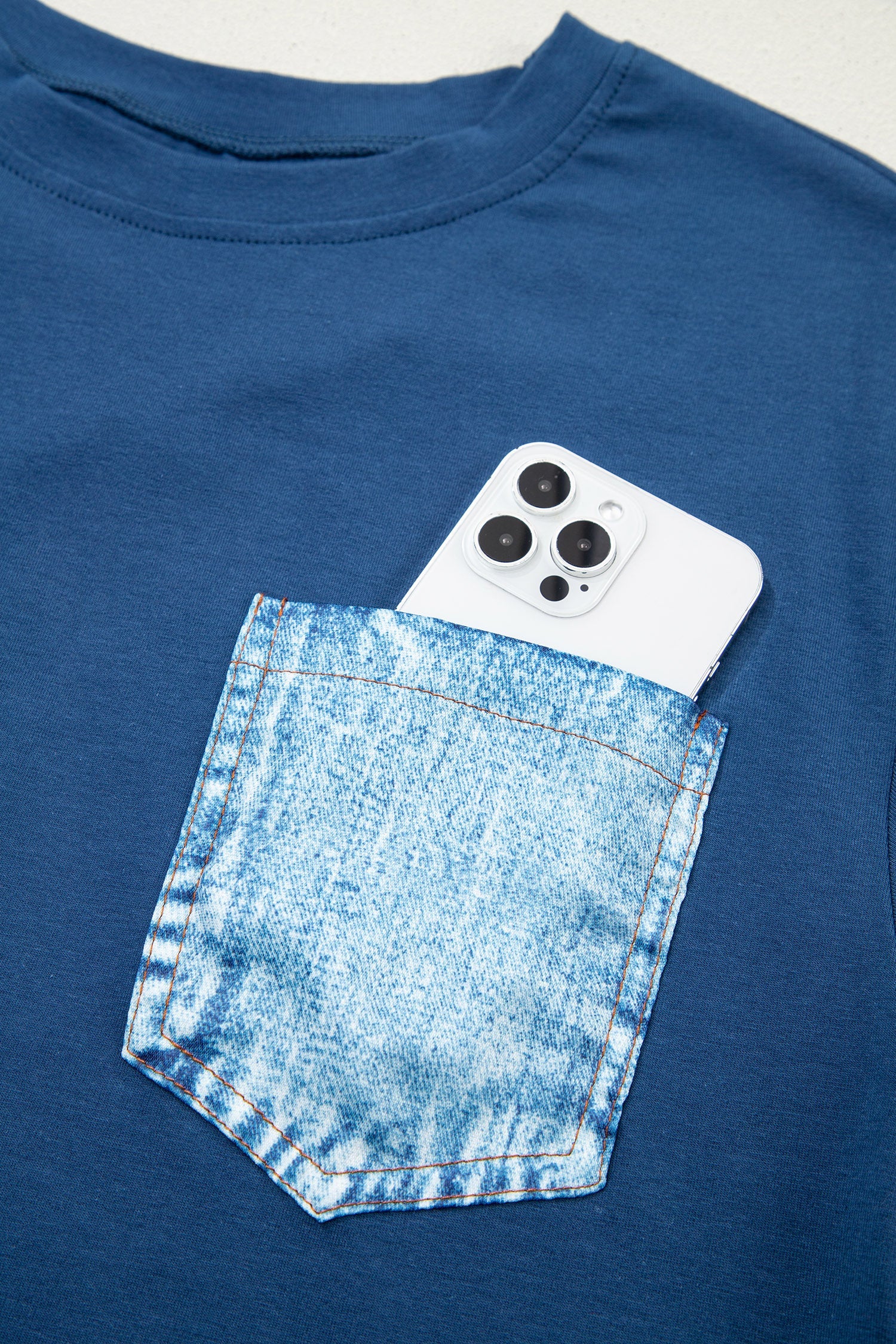 Colorblock Chest Pocket Patch Short Sleeve Top